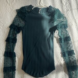 Free people top, green top, rushed sleeves , lace sleeves